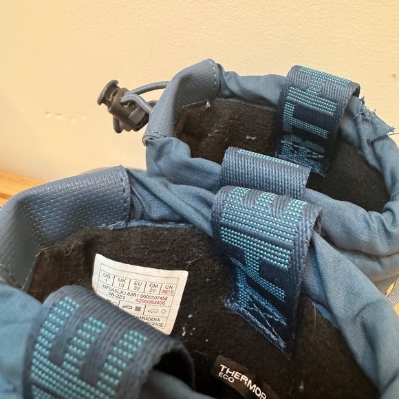 The North Face Kids ThermoBall™ Pull-On Waterproof (Little Kid) US1/EU32 - Picture 9 of 9